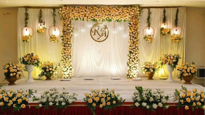  Floral and Lantern Stage main